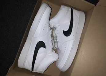 Nike Court Vision Mid