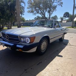 1989 Mercedes-Benz 560