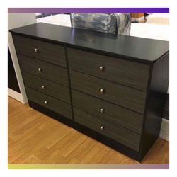 8 drawers dresser / Eight drawers dresser