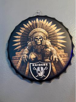 Raiders 14” bottle cap