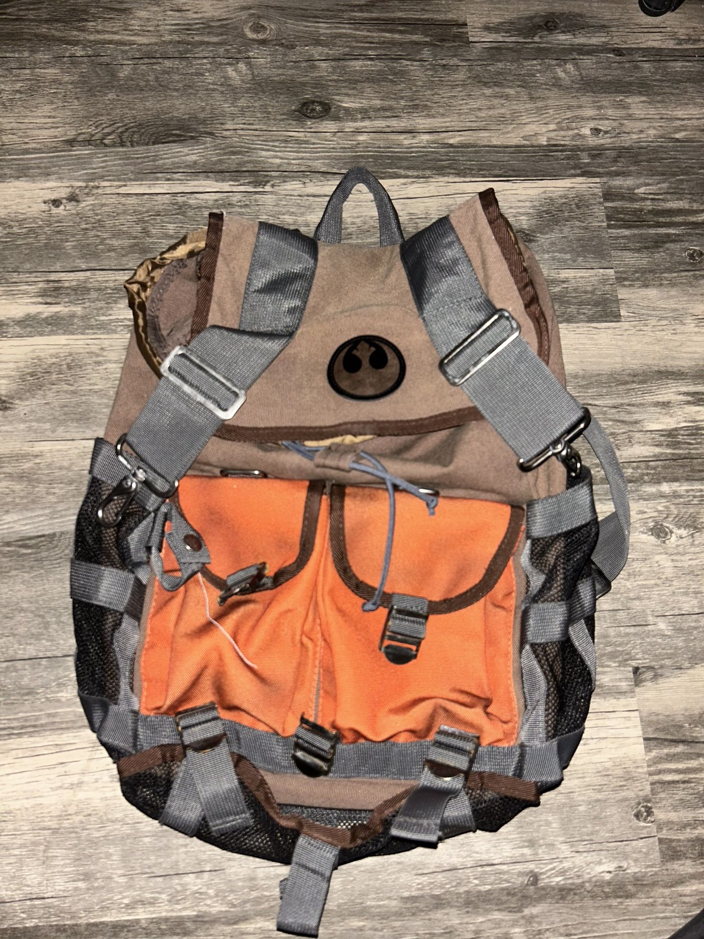 brown leather studded backpack Dolphin Review de la maleta Duration:20 Days Make a statement with bagswallets