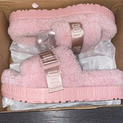 Never Worn Ugg Slides