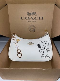 Coach x Peanuts Snoopy Shoulder Bag