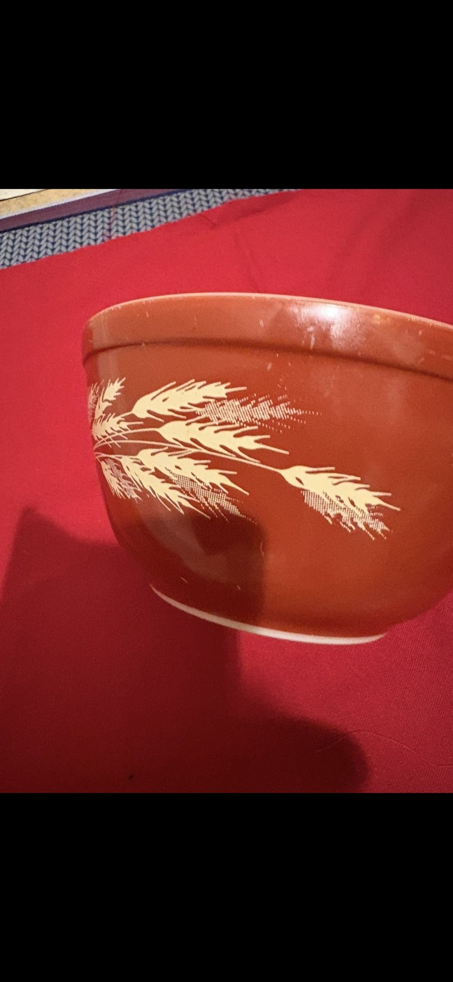 Vintage Pyrex Caserol Dishes Set Of 2