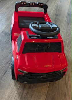 6V Red  Chevy Silverado Ride-on Quad