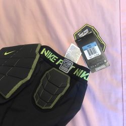 NWT NIKE PRO COMBAT 584395 Hard Plate 5 Pad FOOTBALL GIRDLE SHORTS Youth Boys M