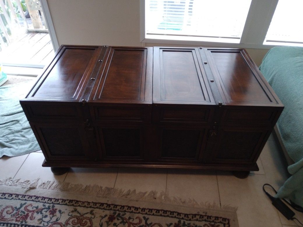 Coffee Table With Storage