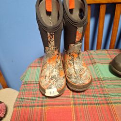 Bogs Boots Kids 11