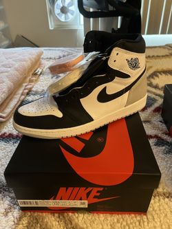 AIR JORDAN 1 “BLEACHED CORAL” SZ. 10.5