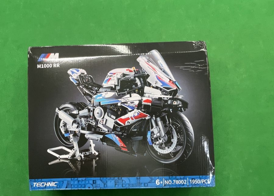 EGO Technic BMW M 1000 RR Motorcycle Model Kit 42130