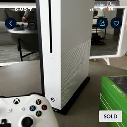 1 Tb X Box One S Mint Contion Adult Owned 