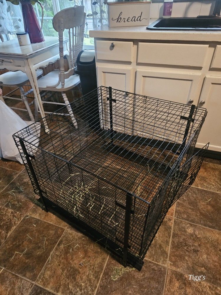 Metal Bunny Cage With Everything And Water& Food Bowls
