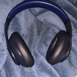 Beats Studio Pro