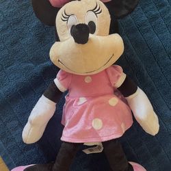Minnie Mouse Plushie 