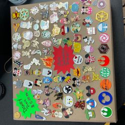 Disney Pins 
