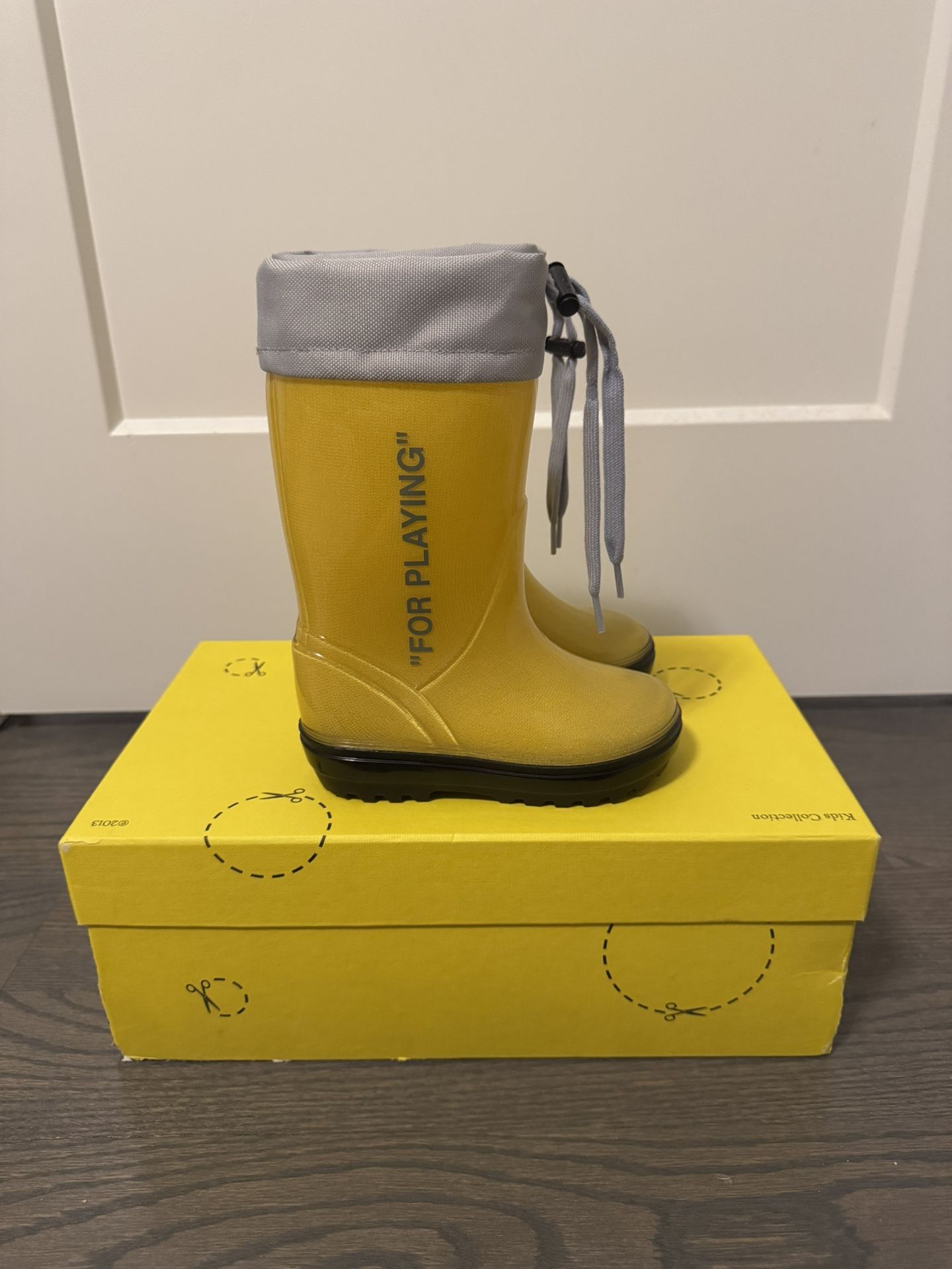Size 6 & 7C Off White Virgil Toddler Rain Boot Brand New