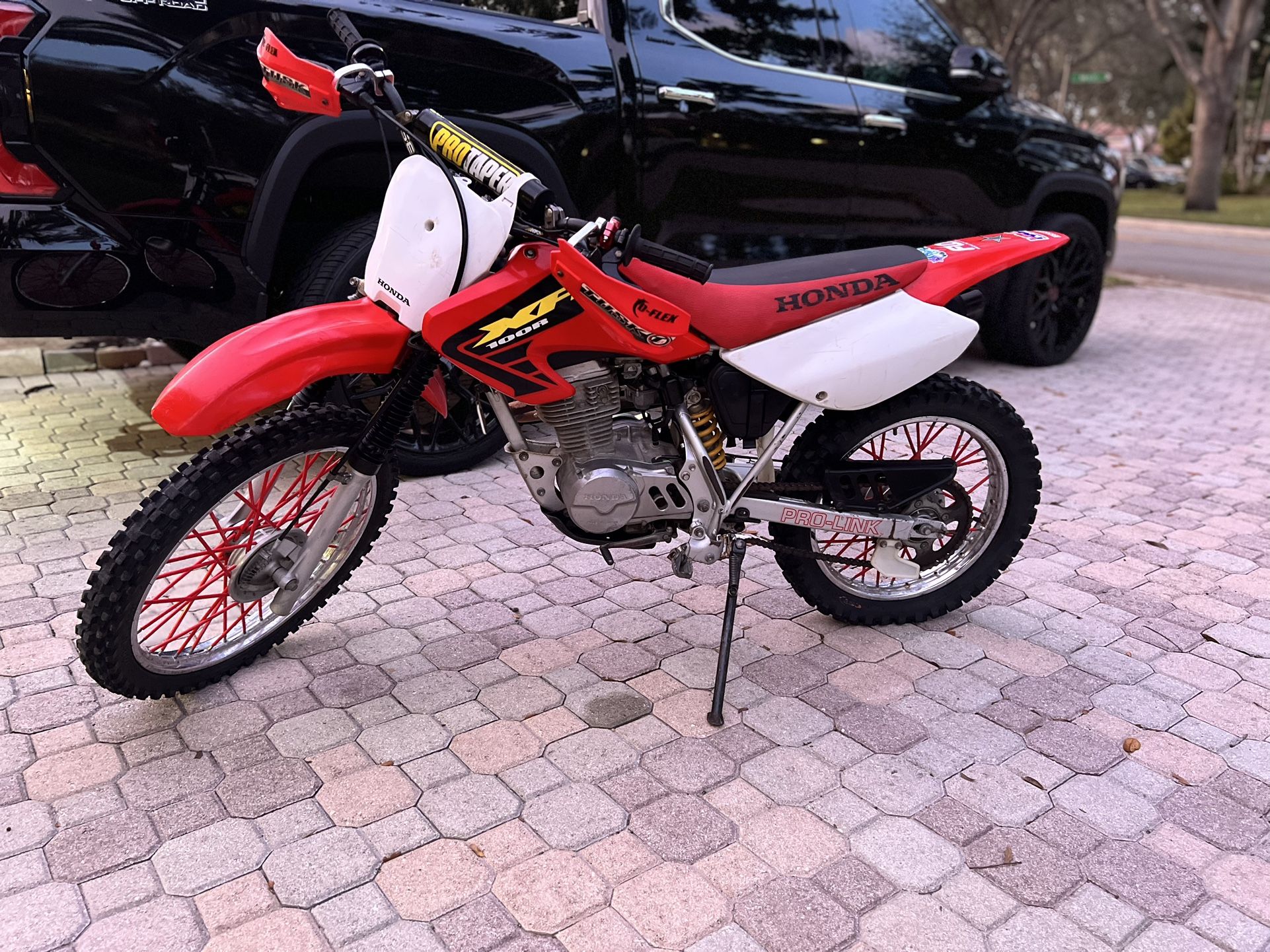 2002 Honda XR100 Dirtbike for Sale in Pompano Beach, FL OfferUp