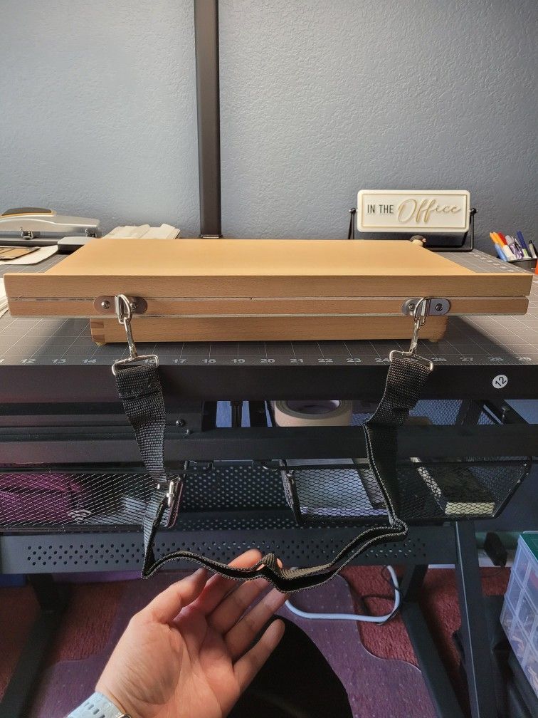 Adjustable Flat Surface Wood Table Easel