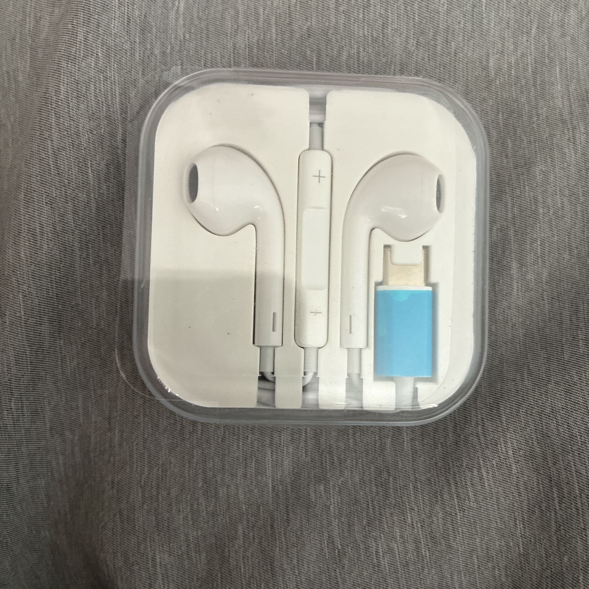 Wired usb C headphones