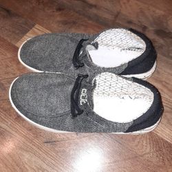 Womens Size 9 Heydudes No insouls 