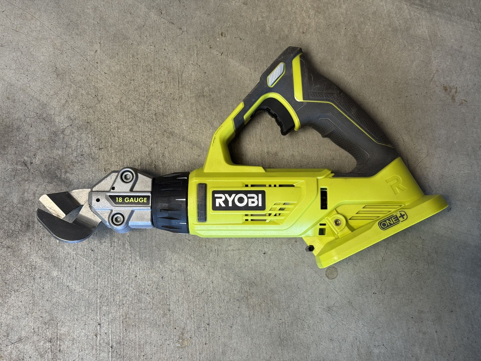 Ryobi 18 Gauge Cordless Shear