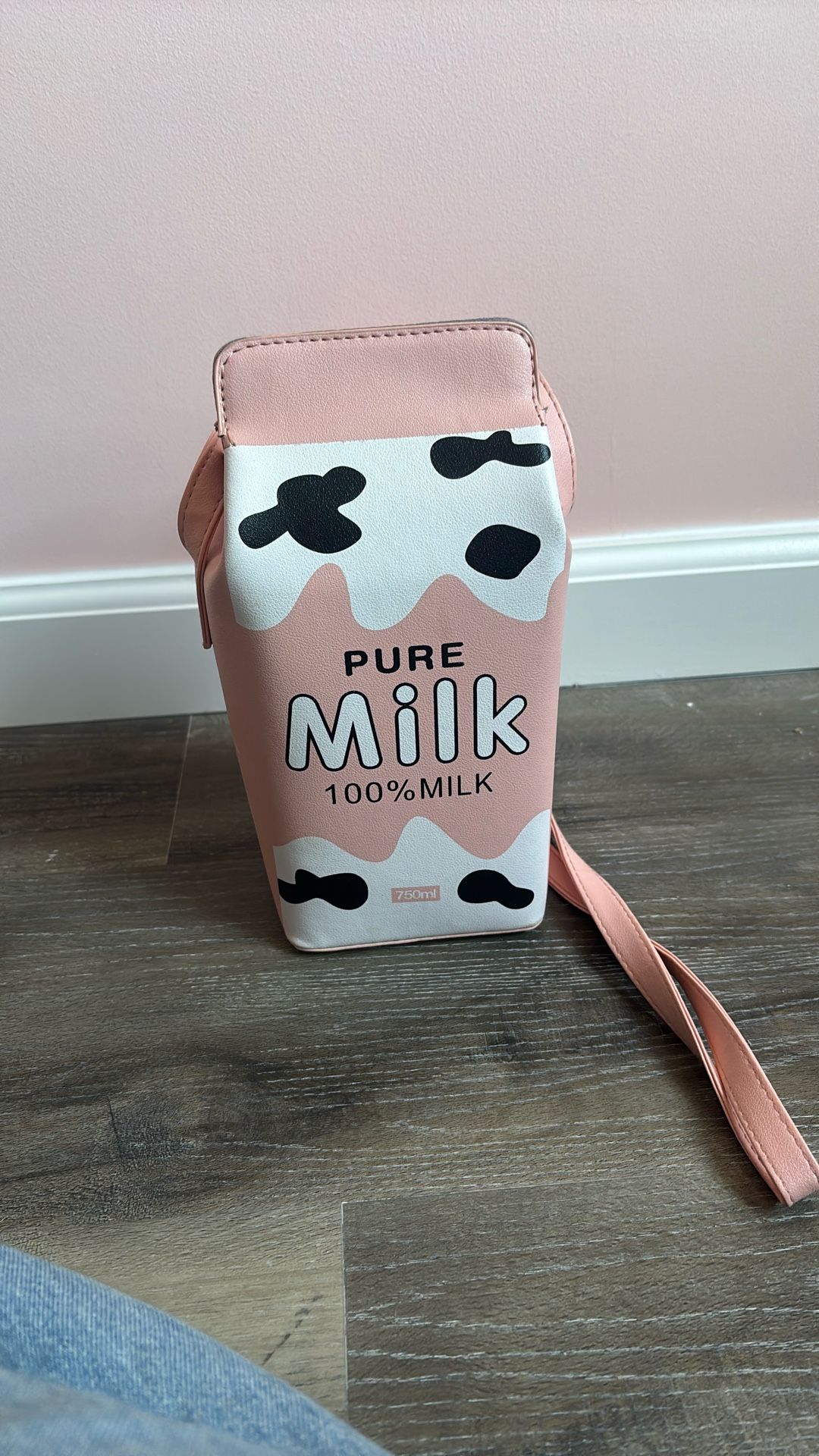 Strawberry Milk Purse