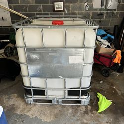 250 gallon water tank 
