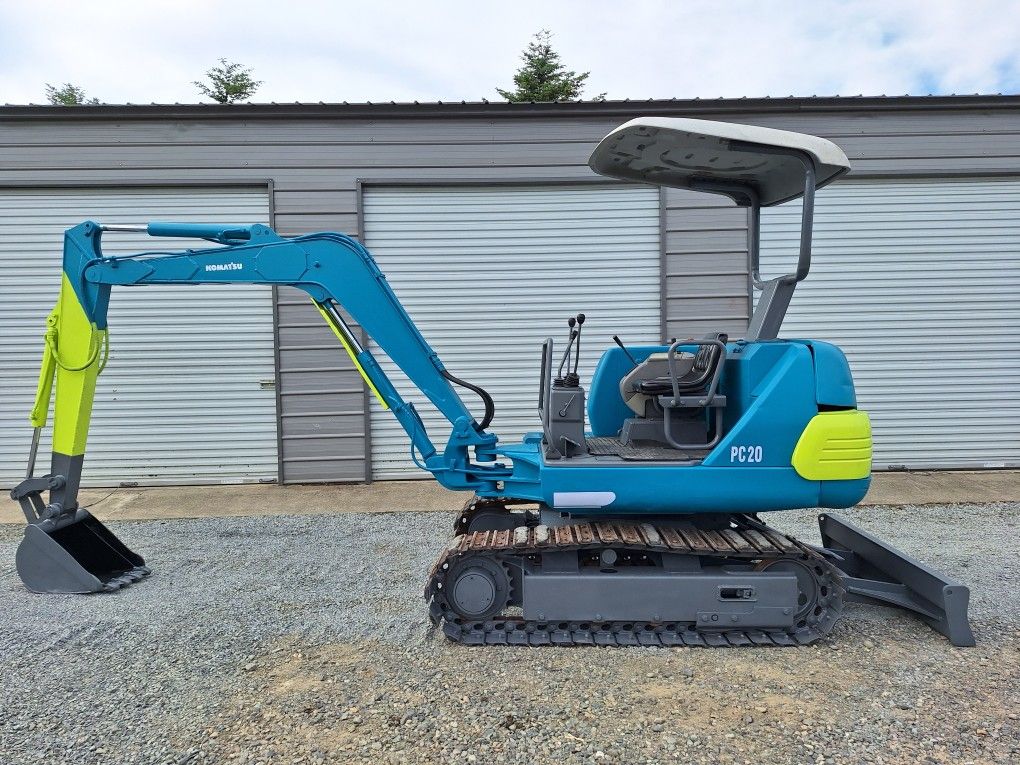 Komatsu Pc20 Excavator 