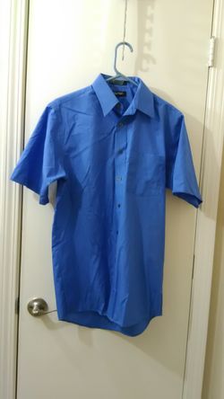 Like New Males Short Sleeve Blue Dress Shirt (needs ironing )