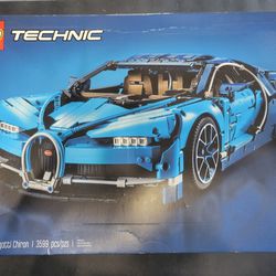 lego technic bugatti car build toy blue lego car luxury car showcase car LEGO Bugatti Chiron (42083)
