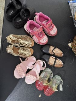 Girls Shoes Size 5-7