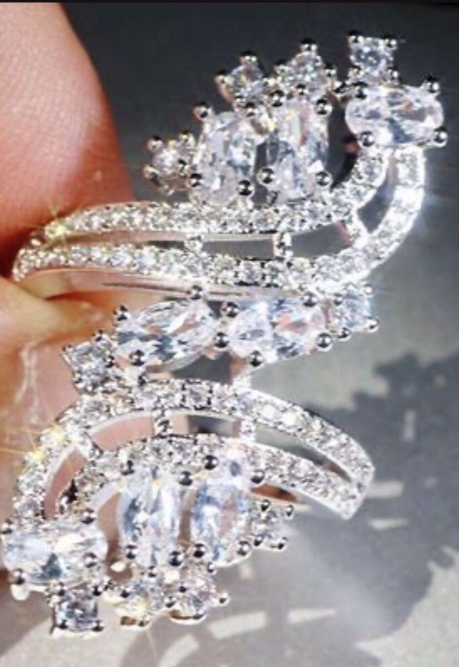 *NEW ARRIVAL* Stunning White Sapphire Cocktail Wedding Ring SZ 6/8/9/ 10 *See other 800 items*