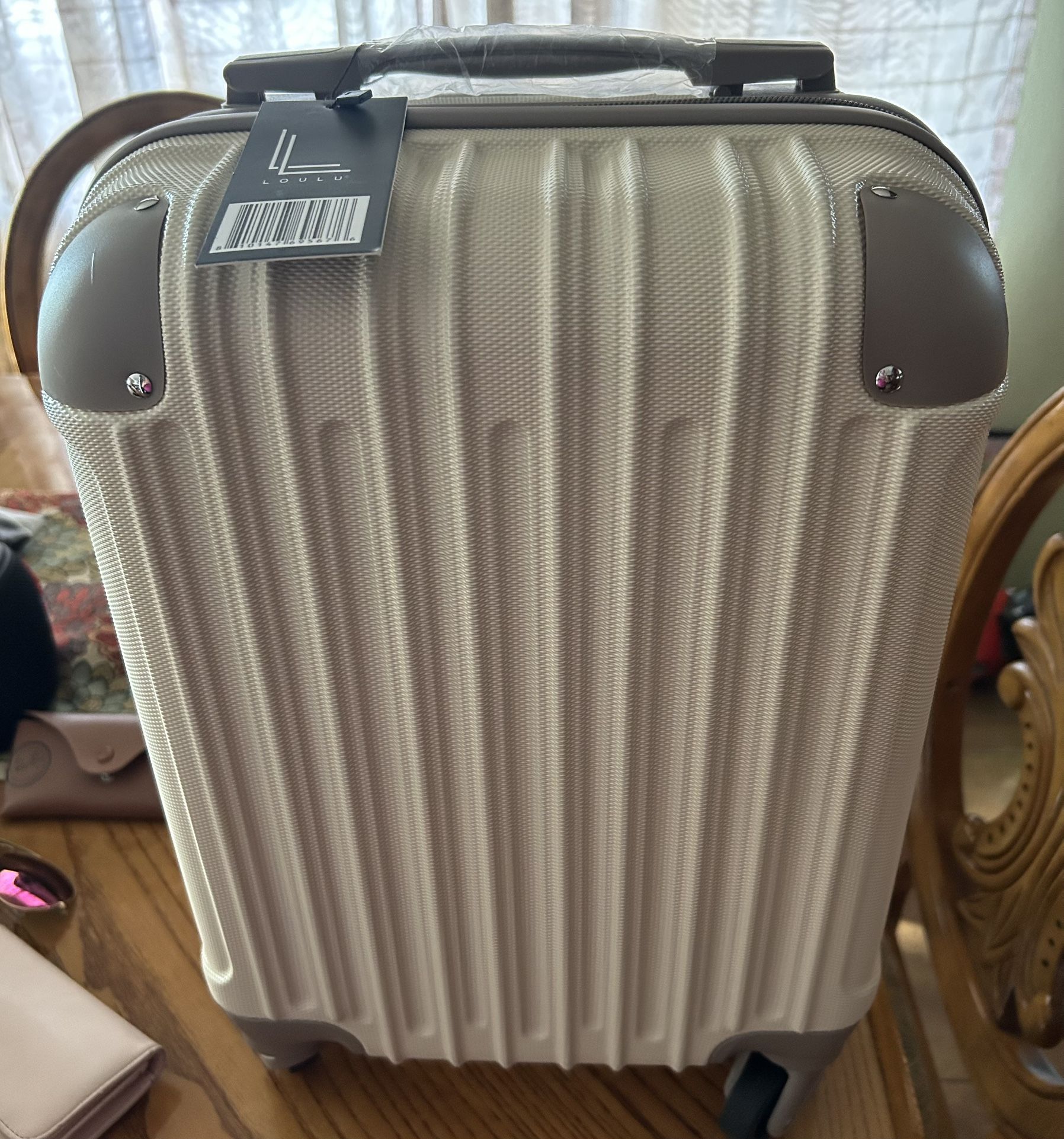 Loulu Mini Carry-on luggage