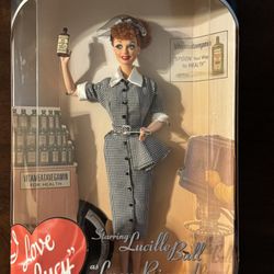 I love Lucy Barbie Lucy does a TV commercial mint in box