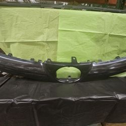 Upper Grille 06-10 Toyota Sienna