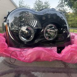 2005-2007 jeep headlights 