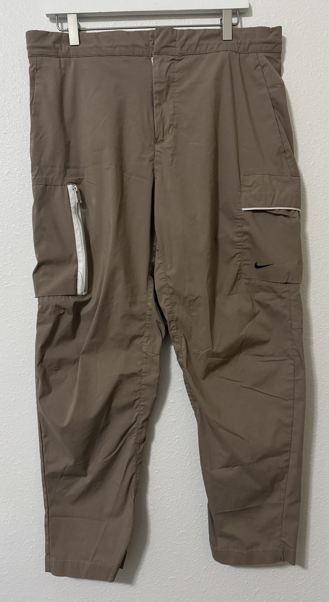 Nike Sportswear Essential Utility Pants Tan Mens Size 34 x 27