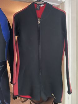 Nice Black And Red Fathom Seaflex Scuba Wetsuit Made In St Lucia Size M/L 3