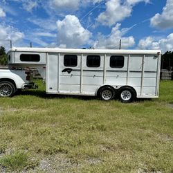 3 Horse Gooseneck Trailer