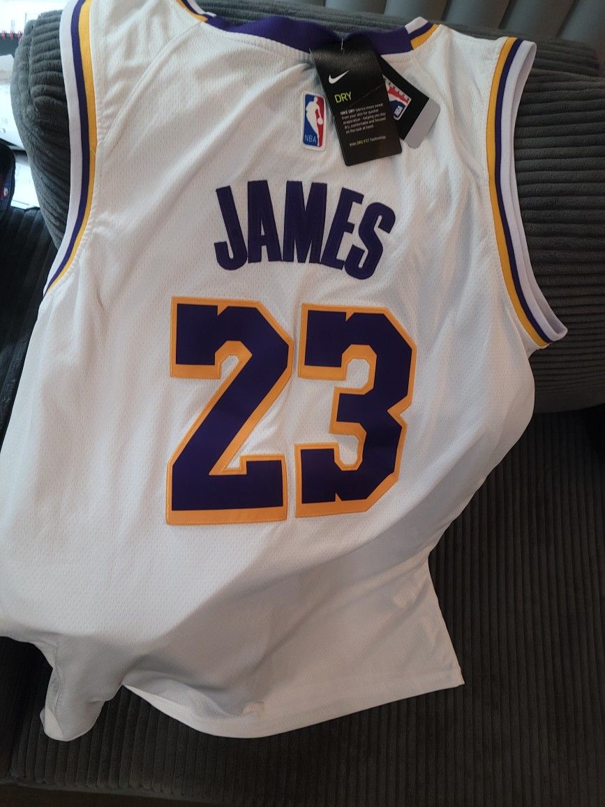 Lebron James White Laker Jersey Sz M