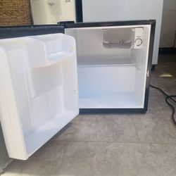 Small Refrigerator 