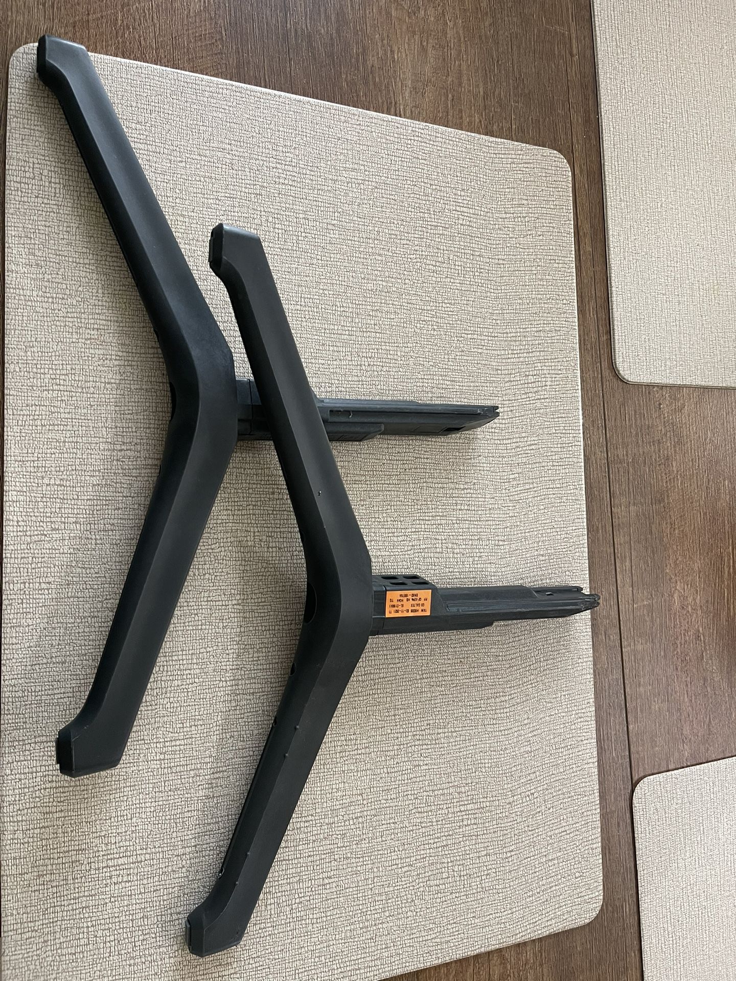 Samsung 70 Inch T.V Leg Stands