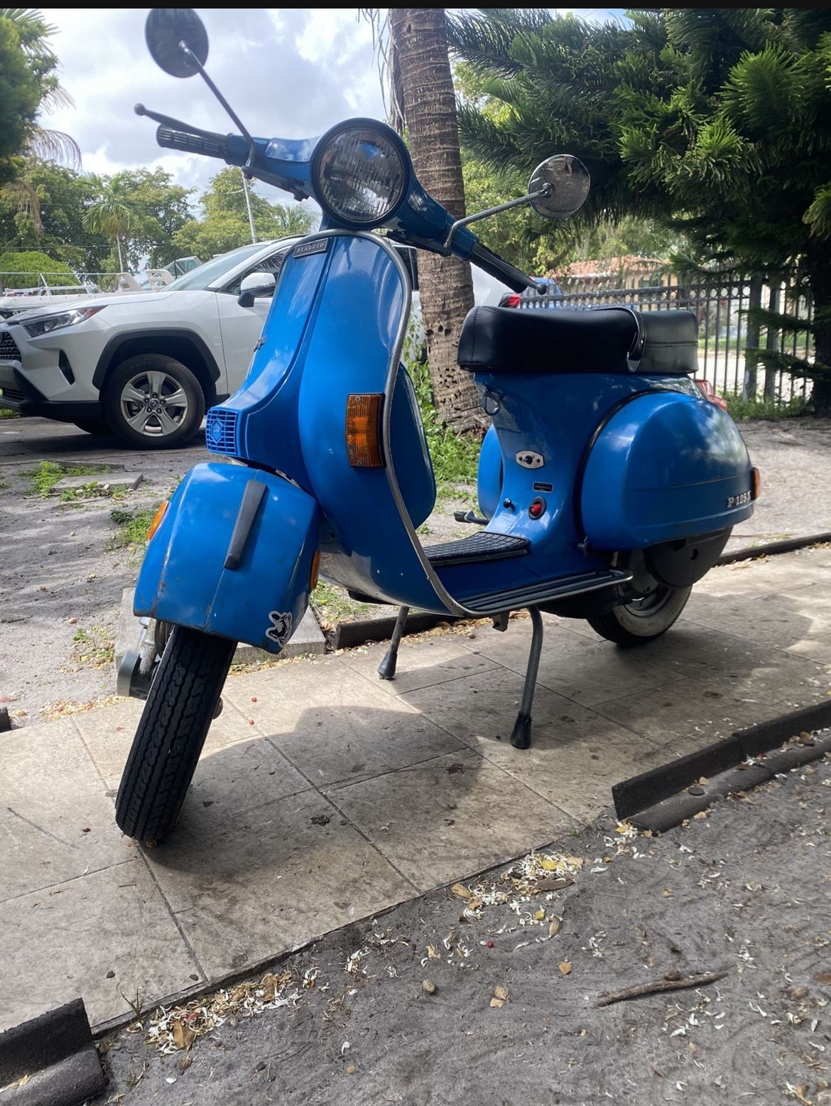Vintage Vespa for Sale in Miami, FL OfferUp