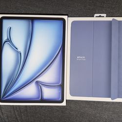 Apple iPad Air 13 Inch M3 & Case Bundle