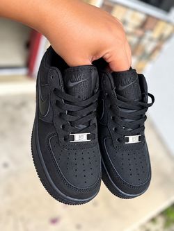 Nike Air Force 1 Low Triple Black Sneakers