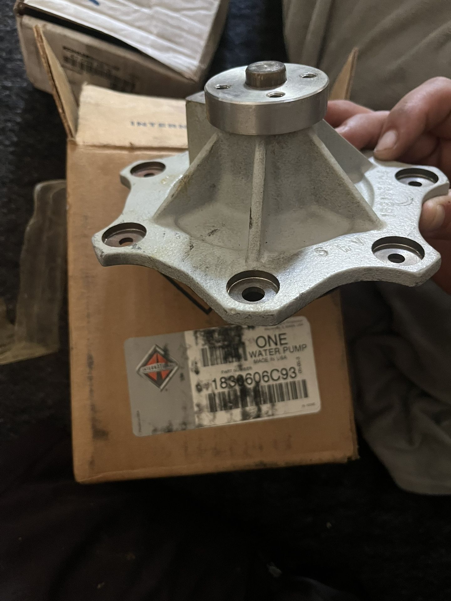 Water pump for international 1830606c93