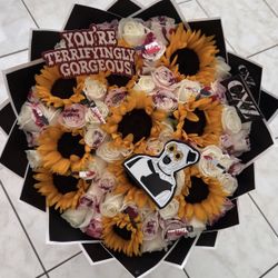 Art the clown bouquet
