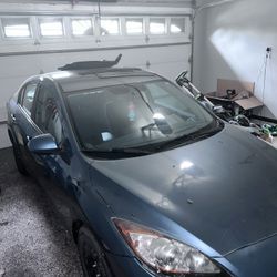 Car Model Mazda 2011 
