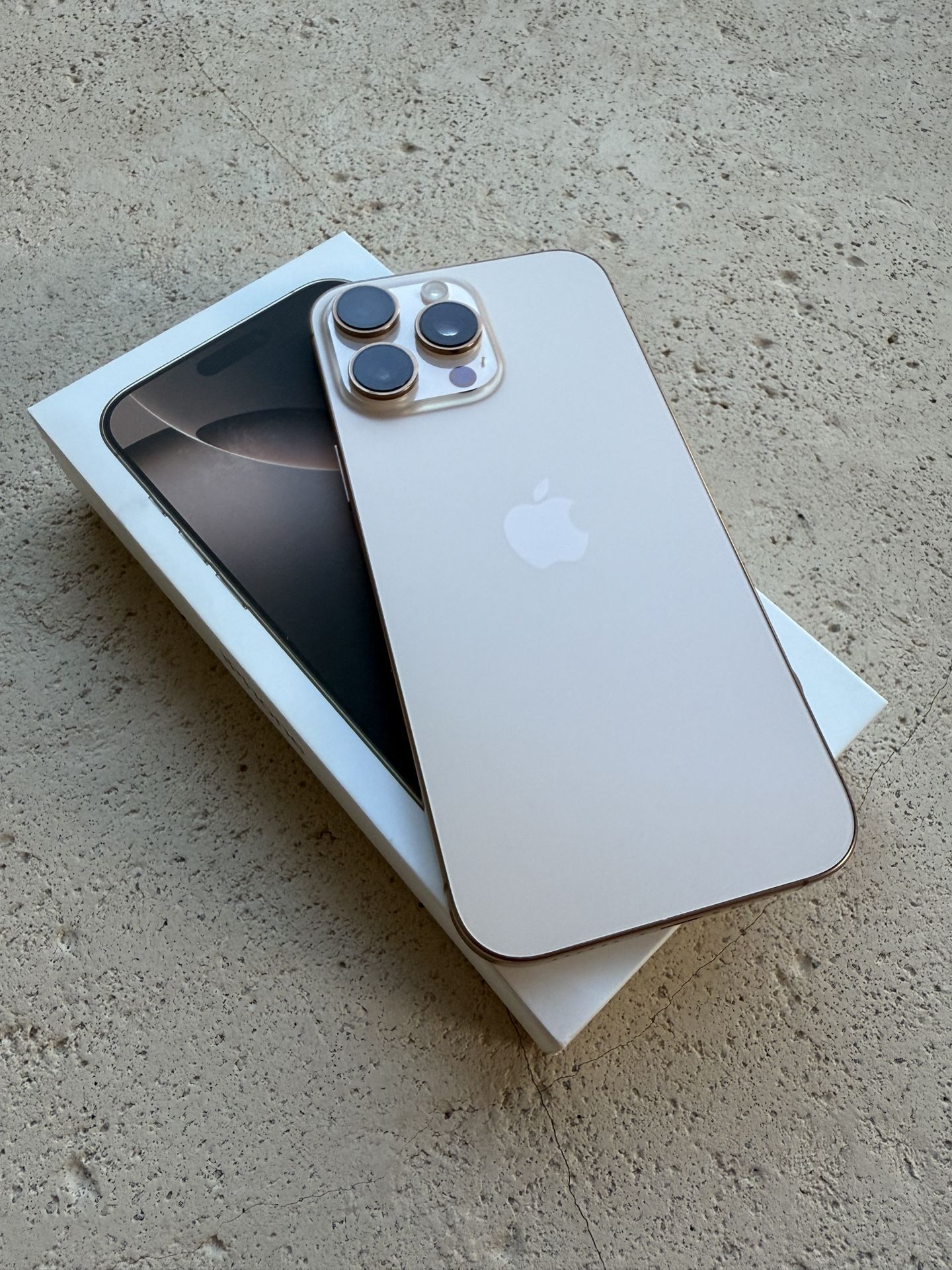 iPhone 16 ProMax Unlocked with Warranty