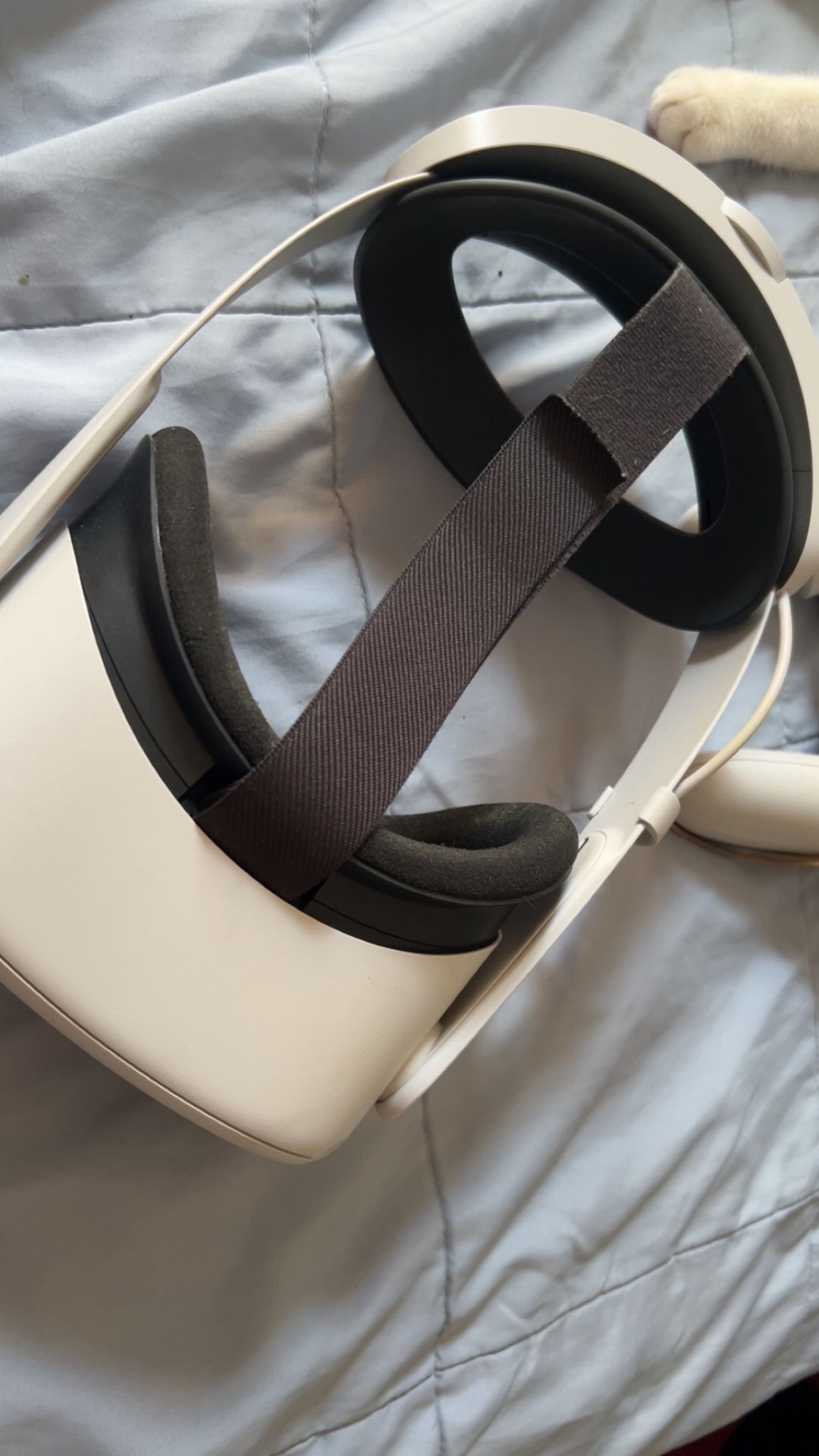 Quest 2 With Elite Strap